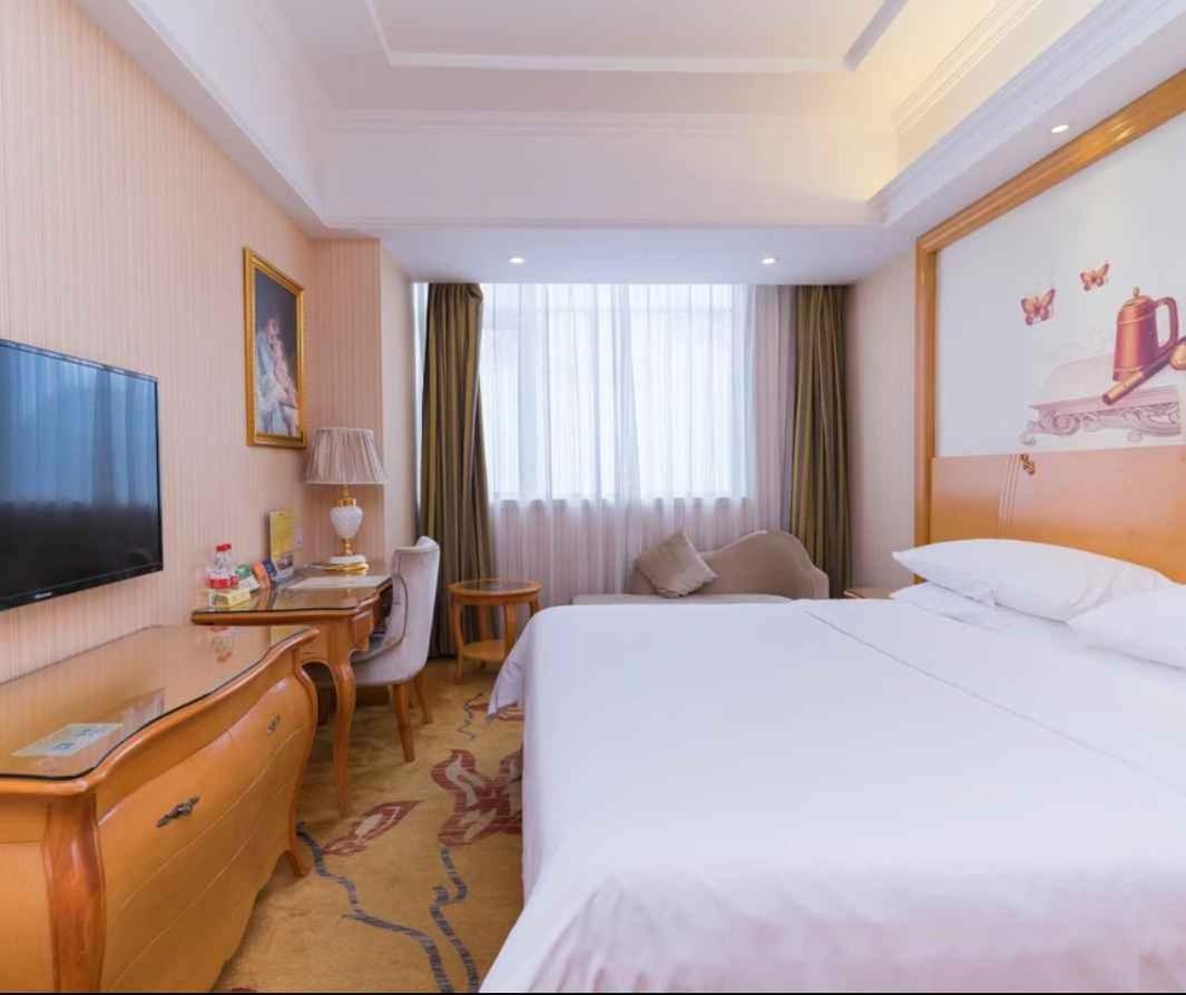Vienna Hotel Shenzhen Baoneng City Plaza Екстер'єр фото
